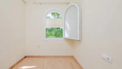 Apartment on Avenida de Cádiz, nº > photo 15
