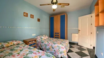 Chalet on Calle Traiña, No. 1 photo 39