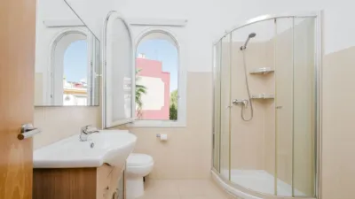 Apartment on Avenida de Cádiz, nº > photo 11
