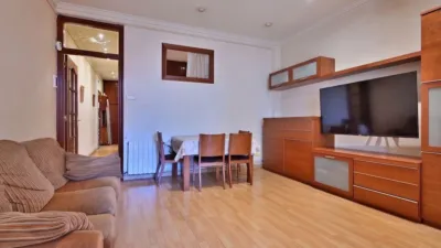 Apartment on Carrer de Marià Aguiló, nº > photo 2