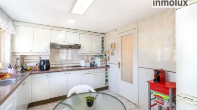 Flat on Calle de Palas Atenea photo 11