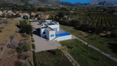 Chalet in La Plana photo 5