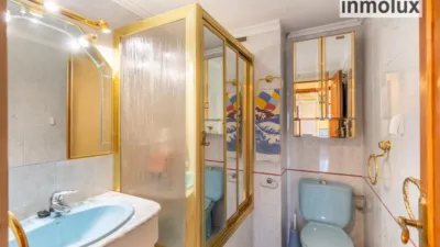Flat on Calle de Palas Atenea photo 17