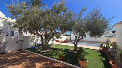 Chalet in 4 Shopping Centre - El Palmeral photo 14