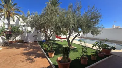 Chalet in 4 Shopping Centre - El Palmeral photo 5