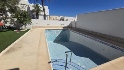 Chalet in 4 Shopping Centre - El Palmeral photo 36