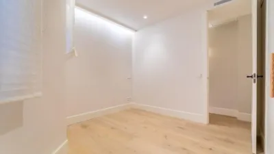 Apartment on Calle de María de Molina, nº > photo 8