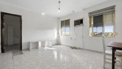 Apartment on C. Paulo Orosio, No. photo 3