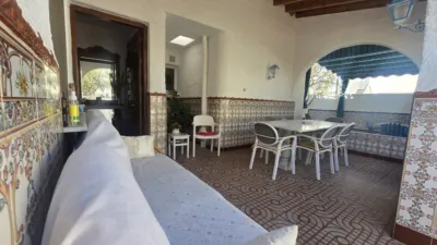Chalet in 4 Shopping Centre - El Palmeral photo 8