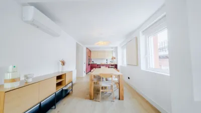Penthouse at C. de San Bernardo, nº > photo 17