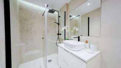 Penthouse at C. de San Bernardo, nº > photo 30