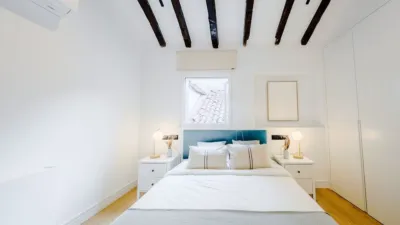Penthouse at C. de San Bernardo, nº > photo 32