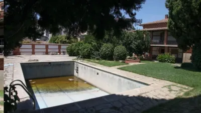 Detached house on Plaza del General Vives, No. > photo 23
