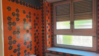 Detached house on Plaza del General Vives, No. > photo 10