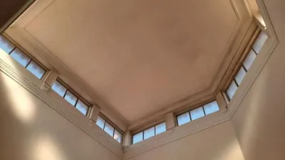 Detached house on Plaza del General Vives, No. > photo 12
