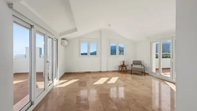 Duplex Penthouse in Montepego photo 14