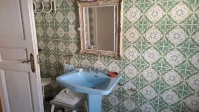 Detached house on Plaza del General Vives, No. > photo 6