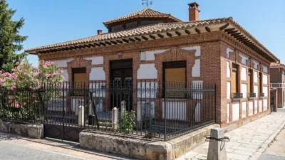 Detached house on Plaza del General Vives, No. > photo 21
