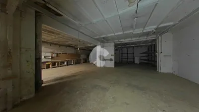 Local comercial en venta en Castrillón - Més