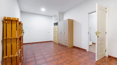 Townhouse on Calle de la Bahía de Santander, nº > photo 34