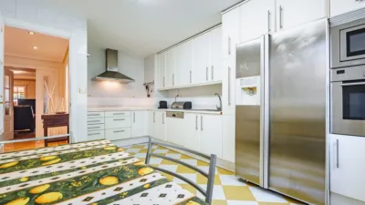 Townhouse on Calle de la Bahía de Santander, nº > photo 12