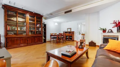 Townhouse on Calle de la Bahía de Santander, nº > photo 8