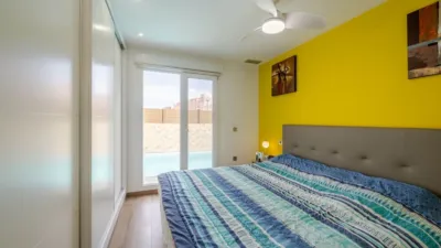Single-family home on Calle La Herrada, No. photo 12