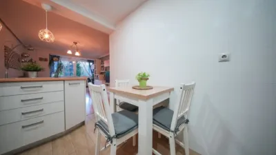 Piso en calle de Nazaret, nº > photo 11