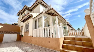 Townhouse in Cabo Roig-La Zenia-La Regia photo 4