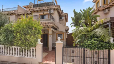 Terraced House in Cabo Roig-La Zenia-La Regia photo 2
