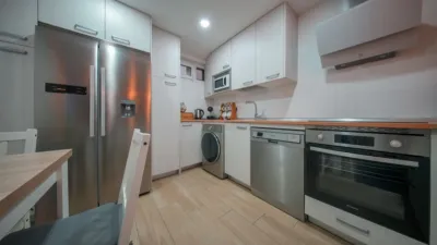 Piso en calle de Nazaret, nº > photo 8