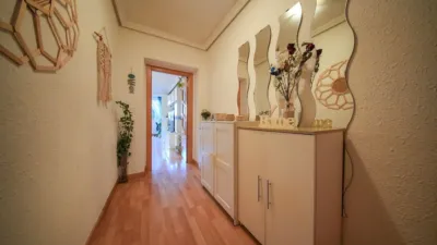 Piso en calle de Nazaret, nº > photo 18
