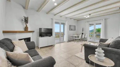 House in La Plana photo 5