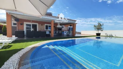 Chalet in Piedra Hincada photo 36