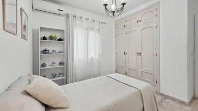 House in La Plana photo 19