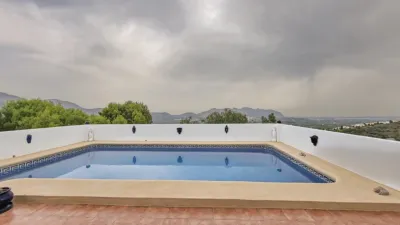House in La Plana photo 29