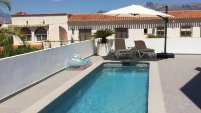 Terraced House in Montaña photo 22