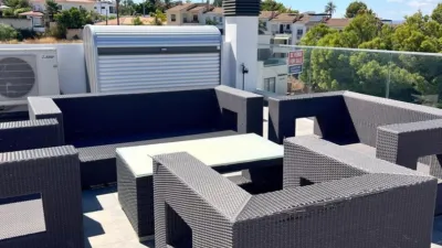 Terraced House in Montaña photo 13