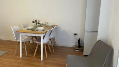 Habitación en alquiler en Torrefiel, Torrefiel (Distrito Rascanya. València Capital) de 365 €<span>/mes</span>