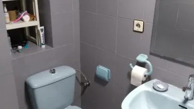 Habitación en alquiler en San Bartolomé-Judería, San Bartolomé-Judería (Distrito Casco Antiguo. Sevilla Capital) de 400 €<span>/mes</span>