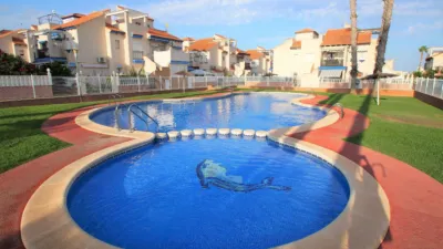 Pis – Orihuela, Urbanización Monte Golf Fase VII, Villa Martín - Vista 4