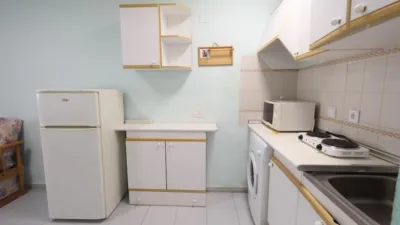 Pis – Torrevieja, Urbanización El Chaparral - Més