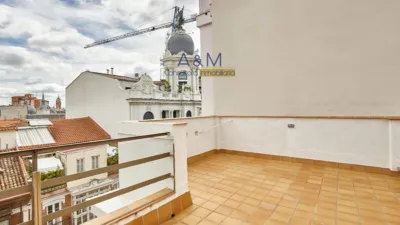 Penthouse on Calle de Santiago photo 45