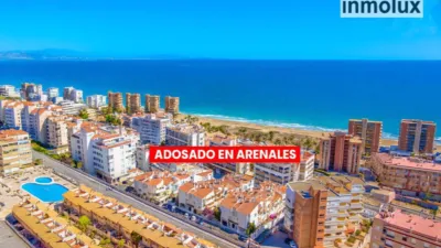 Casa – Elche, Urbanització Els Arenals del Sol - Más