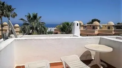 Chalet on Eduardo Fajardo Street, 1 photo 3