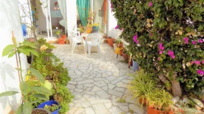 Chalet on Eduardo Fajardo Street, 1 photo 5