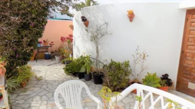 Chalet on Eduardo Fajardo Street, 1 photo 7