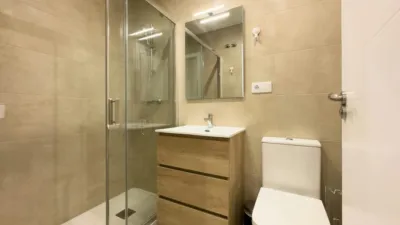 Piso en alquiler en El Raval - Imagen 3
