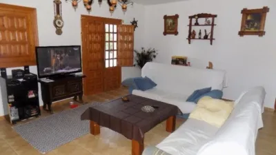 Chalet on Calle de Almería, 1 photo 3