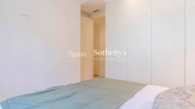 Apartment on Calle de Alcántara photo 28